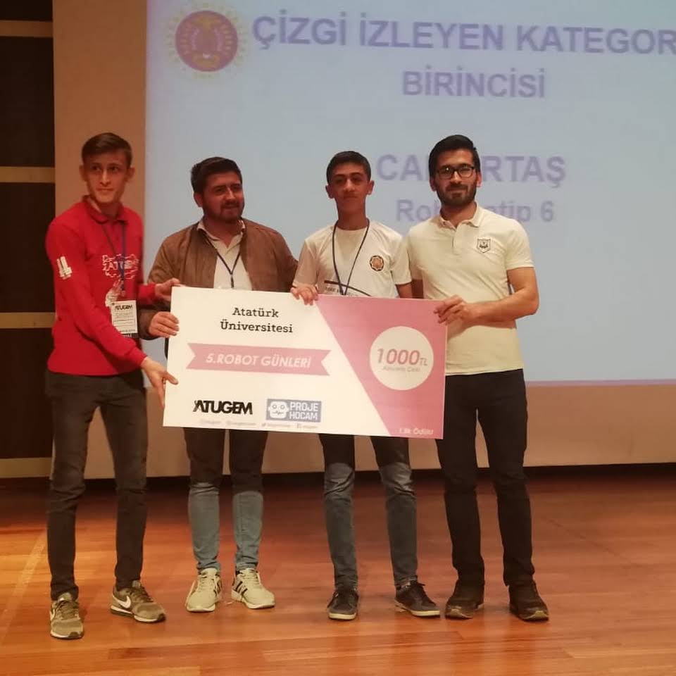 RoboLider Akademi atölye fotoğrafı 2