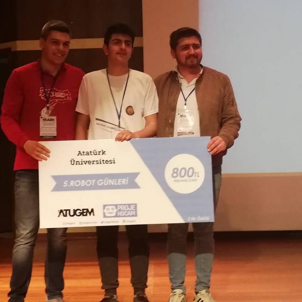 RoboLider Akademi atölye fotoğrafı 5